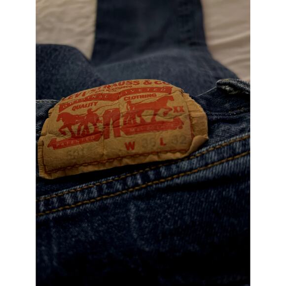 Levi's 501 Jeans W36 L32 Button Fly Straight Leg Dark Wash Denim - Picture 4 of 7